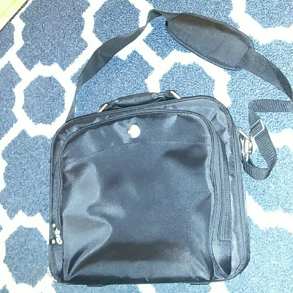 Like new Laptop case